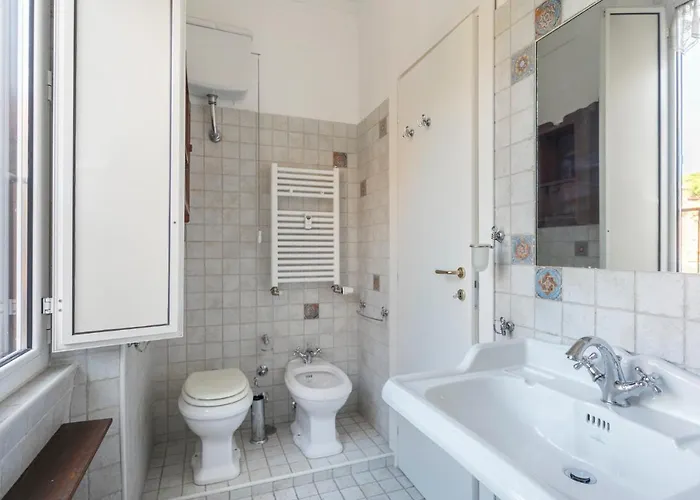 Luxury Penthouse In Trastevere *