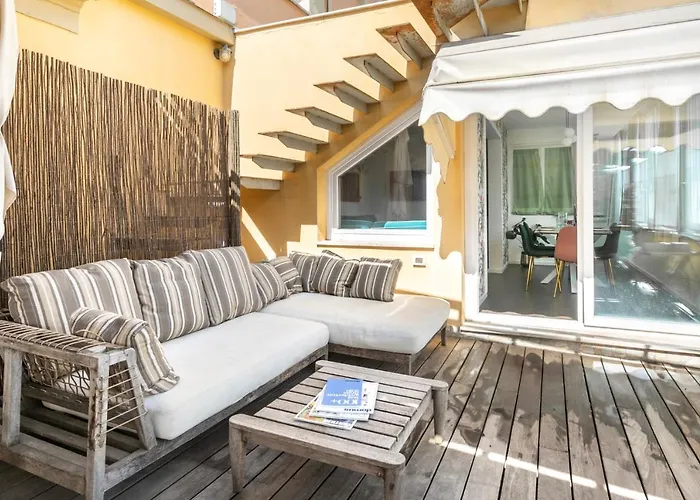 Luxury Penthouse In Trastevere * Rome