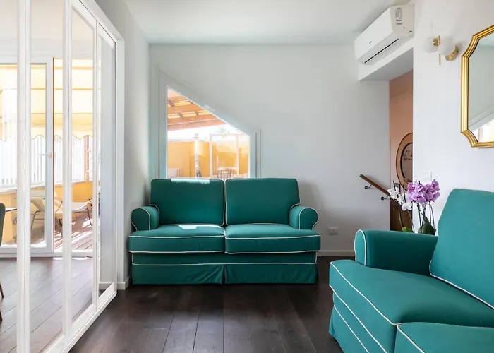 Luxury Penthouse In Trastevere *